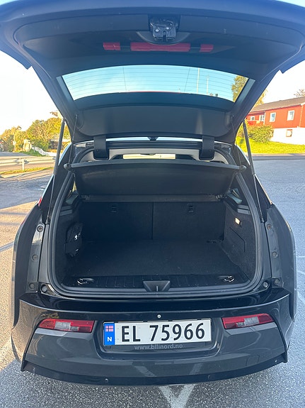 BMW i3 8 of 12