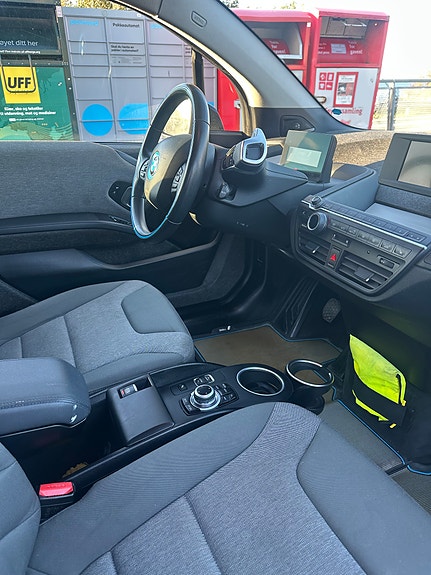 BMW i3 4 of 12
