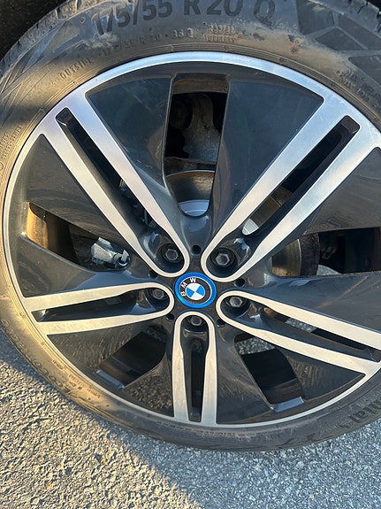 BMW i3 10 of 12