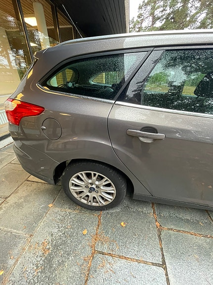 Ford Focus 5 of 8