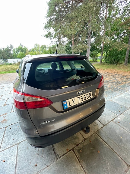 Ford Focus 4 of 8