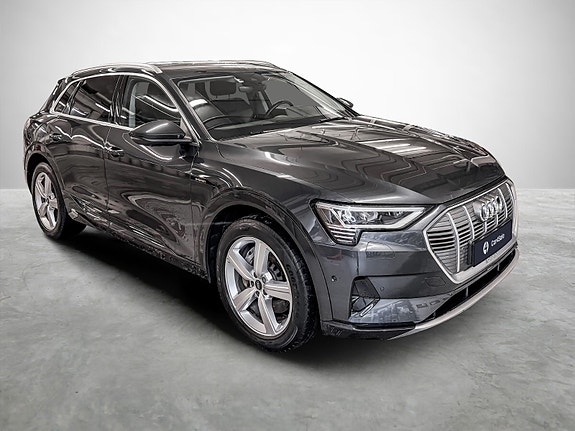 Audi e-tron 6 of 26
