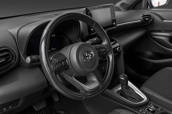 Toyota Yaris Cross 18 of 23