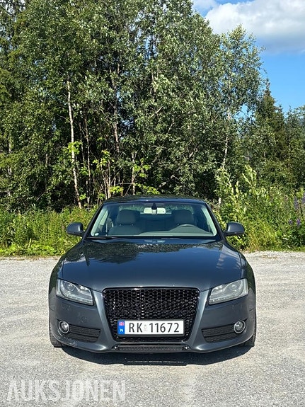 Audi A5 2 of 22