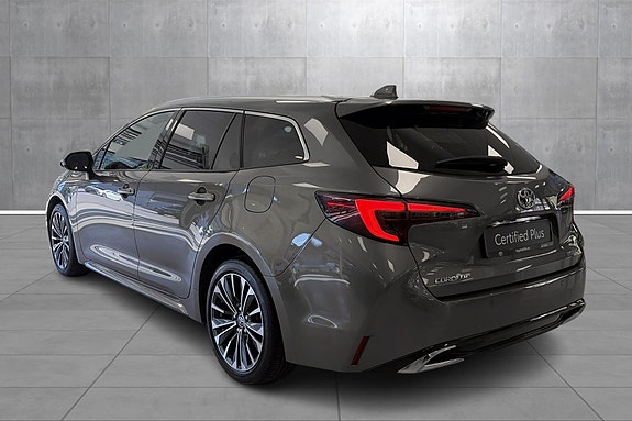 Toyota Corolla 3 of 26