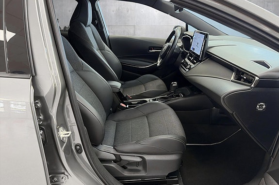 Toyota Corolla 16 of 26
