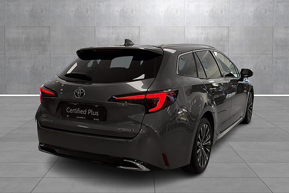 Toyota Corolla 5 of 26