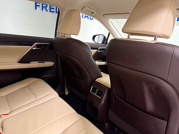 Lexus RX450h 20 of 30