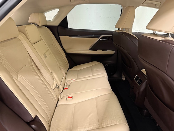 Lexus RX450h 21 of 30