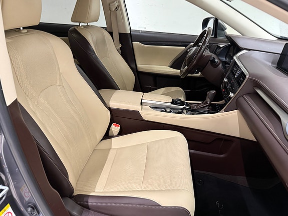 Lexus RX450h 22 of 30