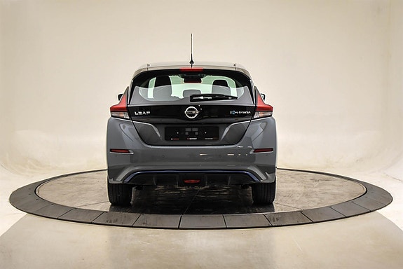 Nissan Leaf 6 of 29