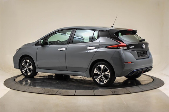 Nissan Leaf 8 of 29