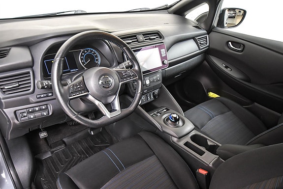 Nissan Leaf 11 of 29