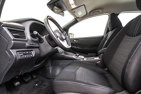 Nissan Leaf 12 of 29