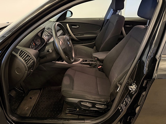BMW 118d 10 of 16