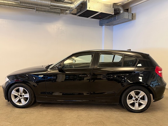 BMW 118d 3 of 16