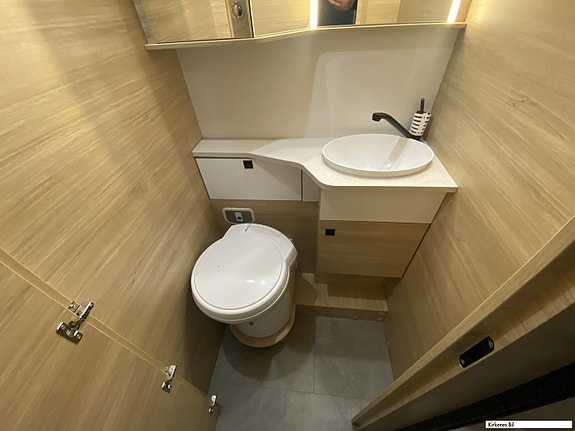 Challenger 317 ULTIMATE EDITION // Enkeltsenger / Adaptiv Cruisecontroll / Keyless / 8.Trinns automat / Solcelle+++ 27 of 30