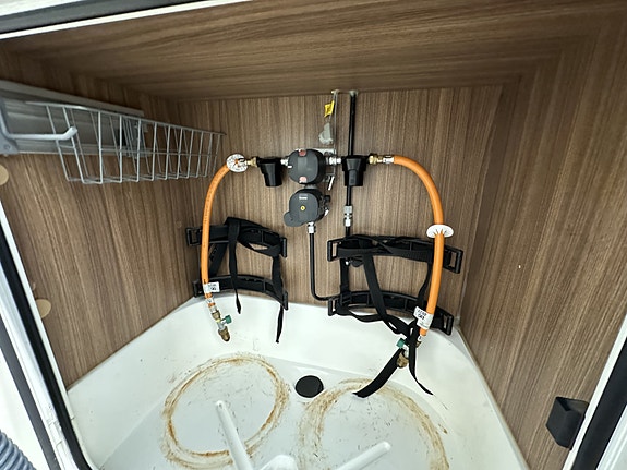 Eura Mobil IL 720 QB I Hydrauliske Støttebein I Cinderella I Lithium I Solcelle I Godt utstyrt! 12 of 30