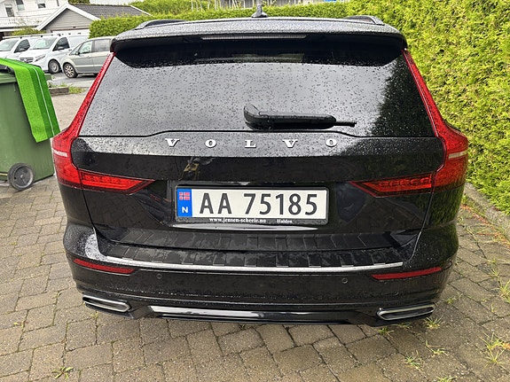 Volvo V60 4 of 8