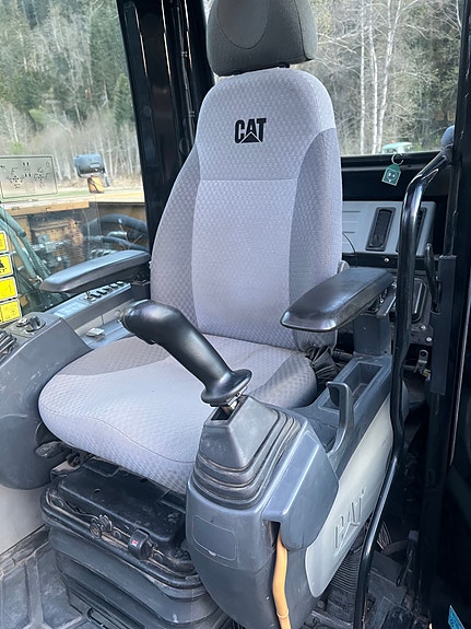 Cat 307dl 2 of 10