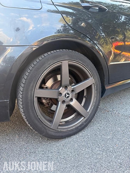 Mercedes-Benz E-Klasse 20 of 22