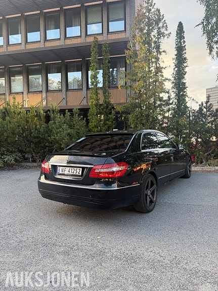 Mercedes-Benz E-Klasse 5 of 22
