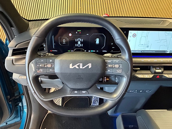 Kia EV9 15 of 28