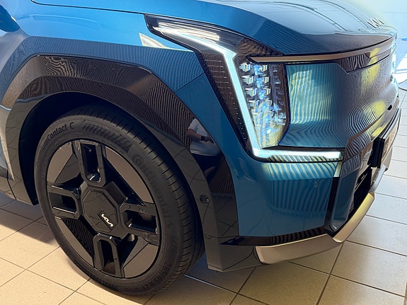 Kia EV9 10 of 28