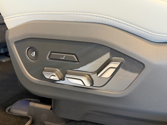 Kia EV9 23 of 28