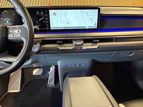Kia EV9 16 of 28
