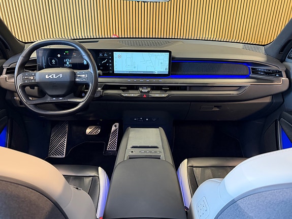 Kia EV9 18 of 28