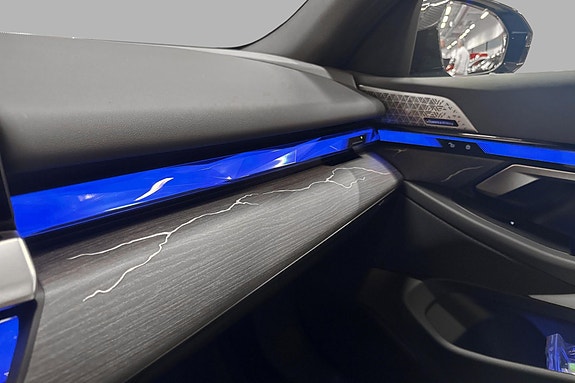 BMW i5 27 of 30