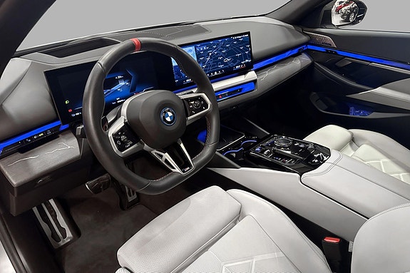 BMW i5 12 of 30