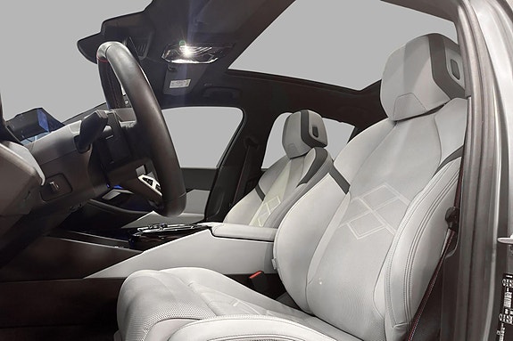 BMW i5 13 of 30