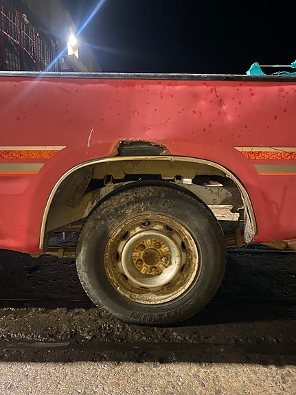 Toyota HiLux 13 of 23