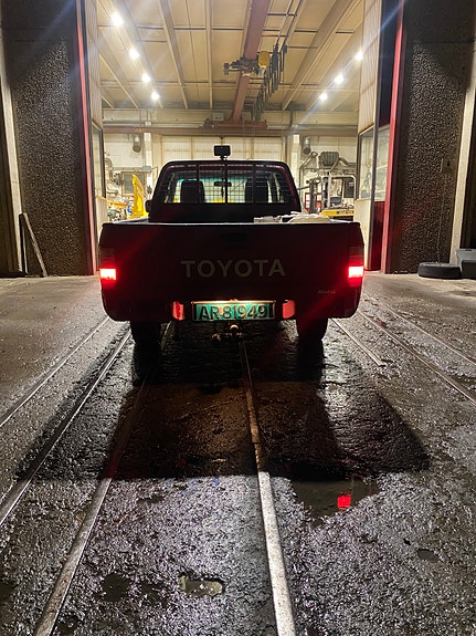 Toyota HiLux 9 of 23