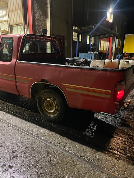 Toyota HiLux 12 of 23