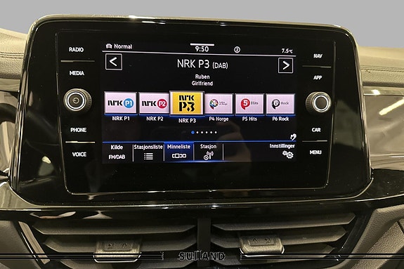 Volkswagen T-Roc 14 of 30
