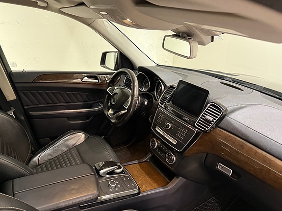Mercedes-Benz GLS350 d 20 of 30