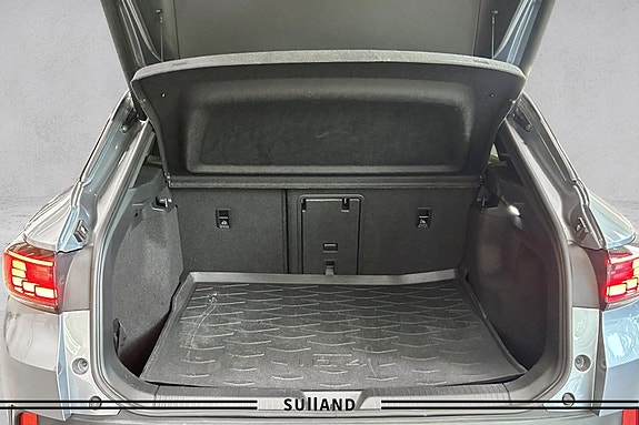 Volkswagen ID.4 GTX 23 of 26