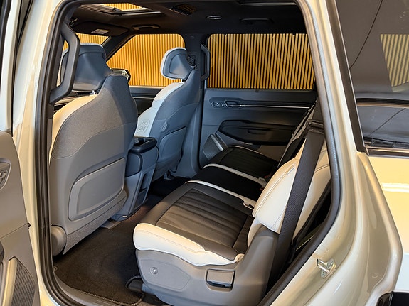 Kia EV9 16 of 27