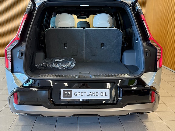 Kia EV9 20 of 27