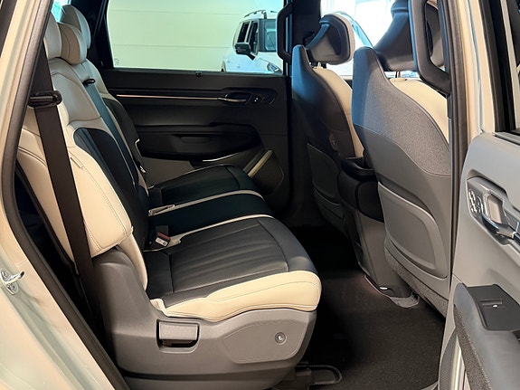 Kia EV9 22 of 27