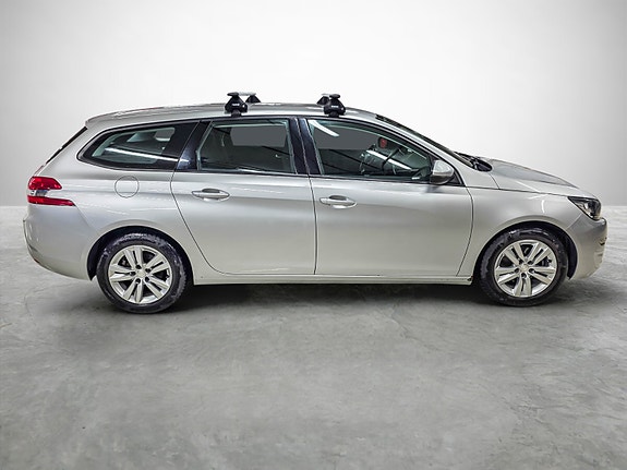 Peugeot 308 6 of 30