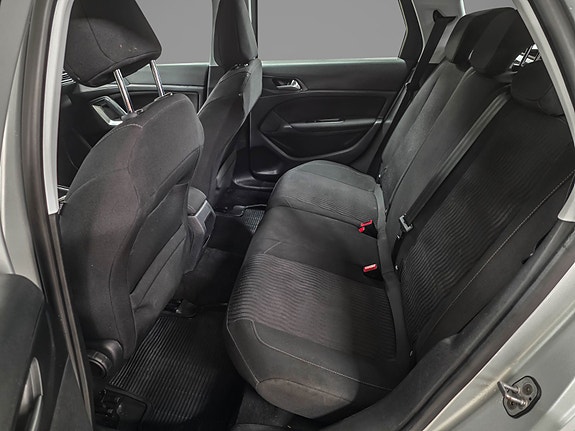Peugeot 308 24 of 30