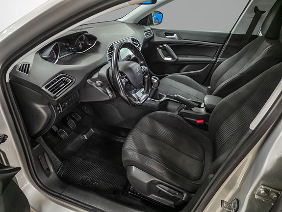 Peugeot 308 11 of 30