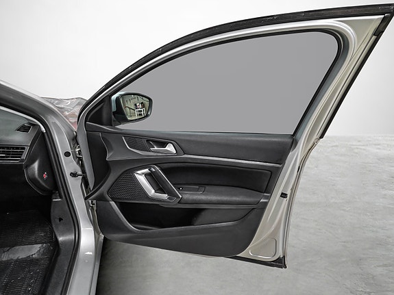 Peugeot 308 22 of 30