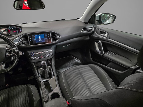 Peugeot 308 20 of 30