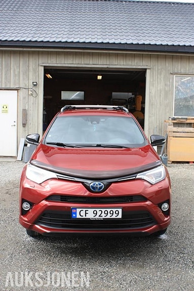 Toyota RAV4 2 of 30