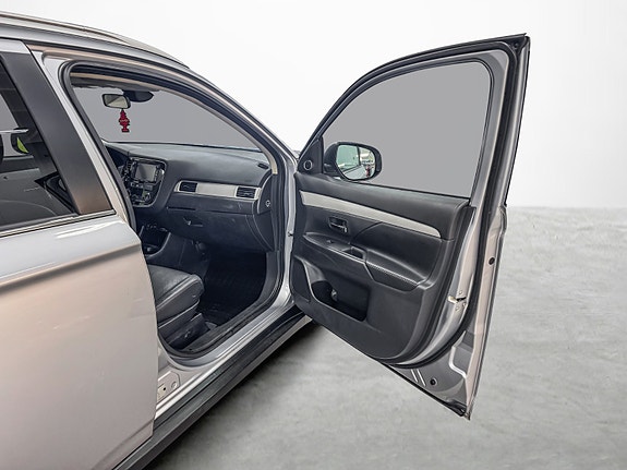 Mitsubishi Outlander 29 of 30